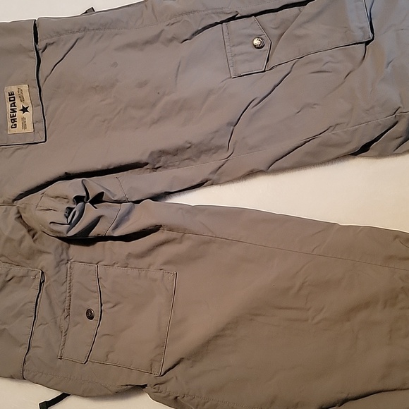 Grenade Snowboard Pants - Picture 4 of 12